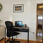 Two Spalatina شقة *