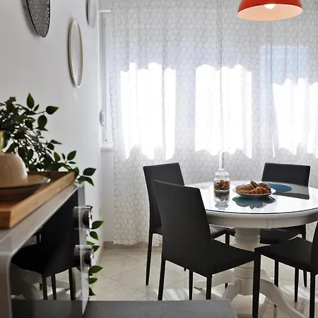 Two Spalatina Apartman Split