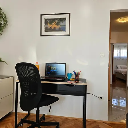 Two Spalatina Apartment *